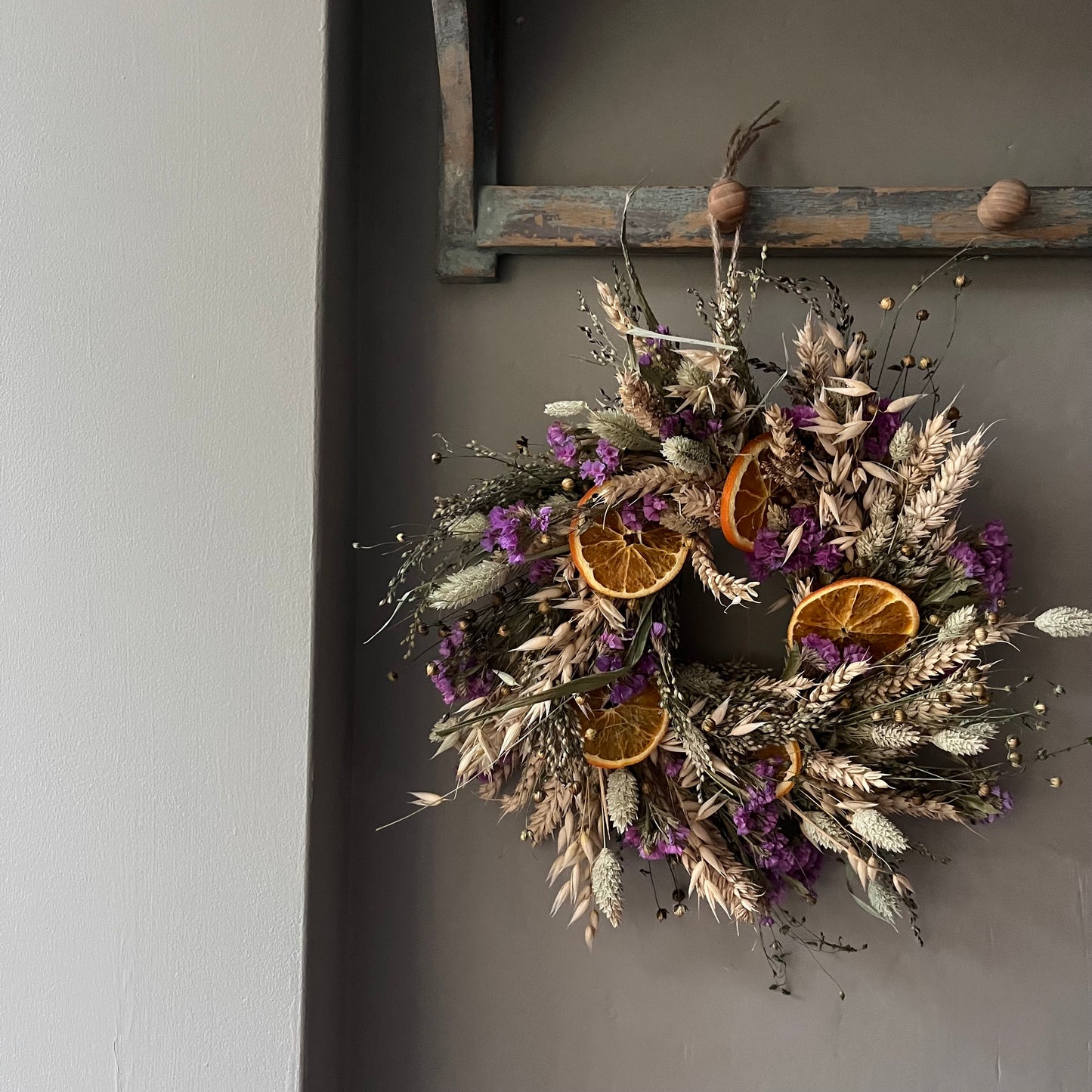 Dried Flower Spring Wreath | Farmhouse Wall Decor (25cm)