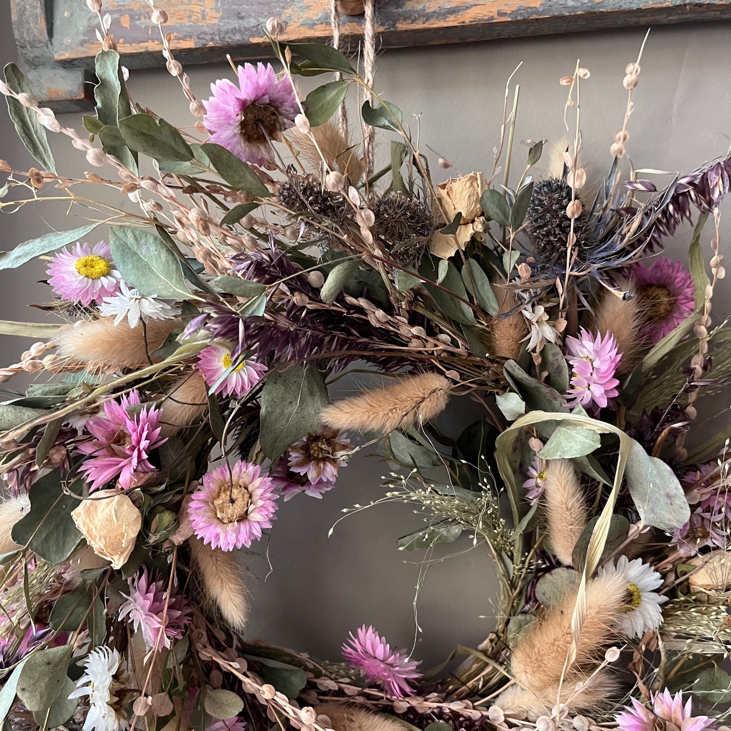 Handcrafted Dried Flower Wreath | Rustic Farmhouse Wall Hanging (25cm)