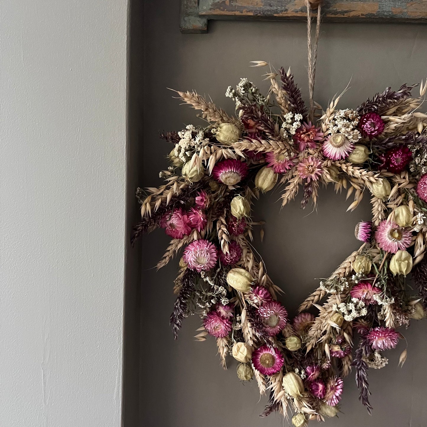 Dried Flower Valentines Wreath | Spring Decor | Heart shaped wreath