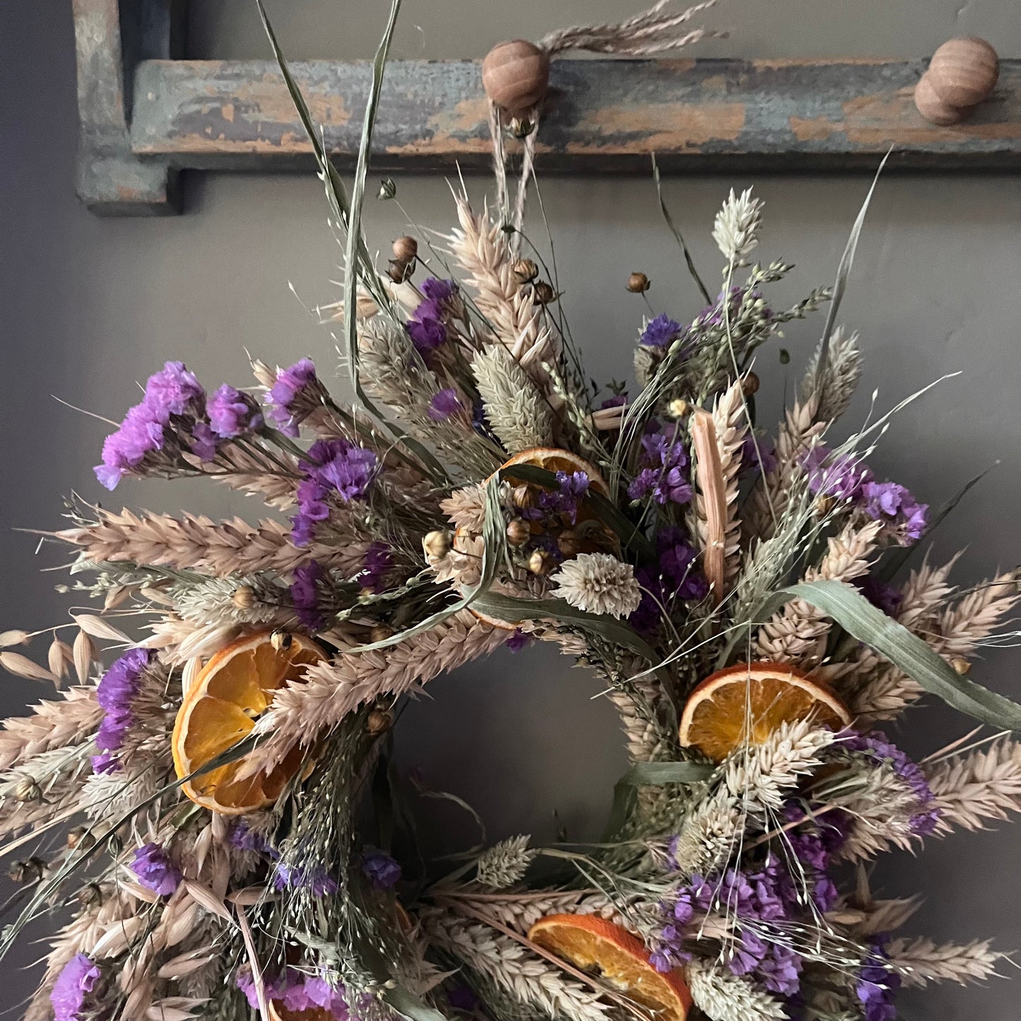 Handcrafted Dried Flower Wreath | Farmhouse Spring Wall Hanging (25cm)