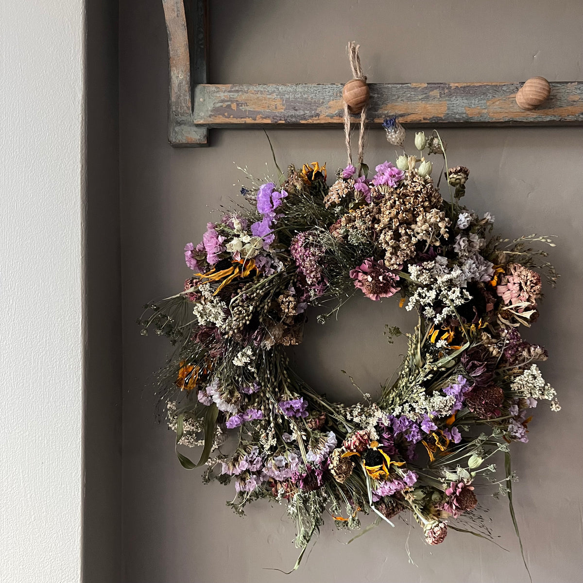 Winter Dried Flower Wreath: Winter door decor | 28cm