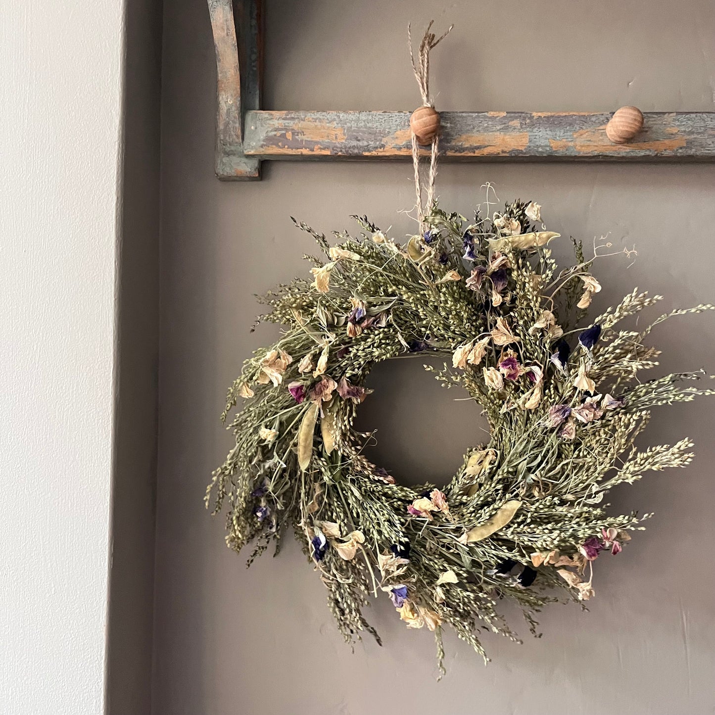 Spring wreath | Easter decorations | Dried flower wreath | Farmhouse Winter decor | Small wreath | Wall hangings | 25cm