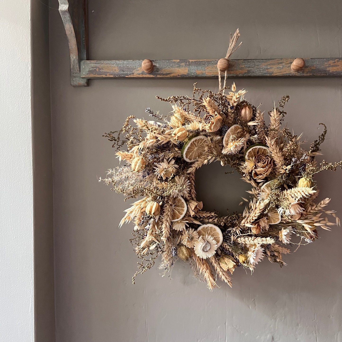 Dried flower wreath | Spring wreath | Summer country living | 34cm
