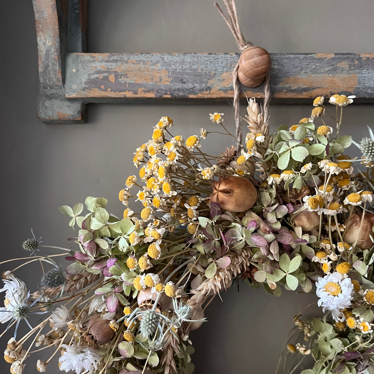 Winter Dried Flower Wreath: Winter door decor | 28cm