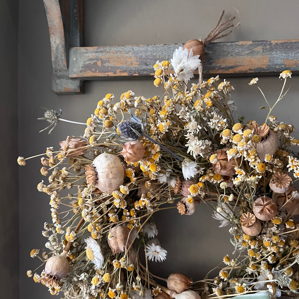 Winter Dried Flower Wreath: Winter door decor | 28cm