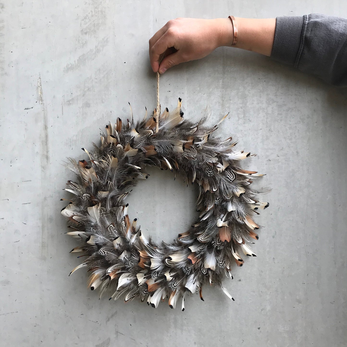 Wreath | Feather wreath | Wedding favour | Front door wreath | Cottage decor | Kitchen wreath | Winter wreath | Porch decor | 25-30cm