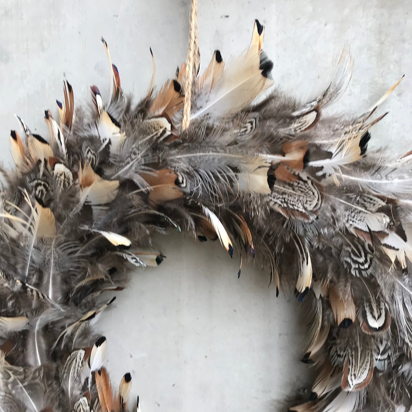Wreath | Feather wreath | Wedding favour | Front door wreath | Cottage decor | Kitchen wreath | Winter wreath | Porch decor | 25-30cm