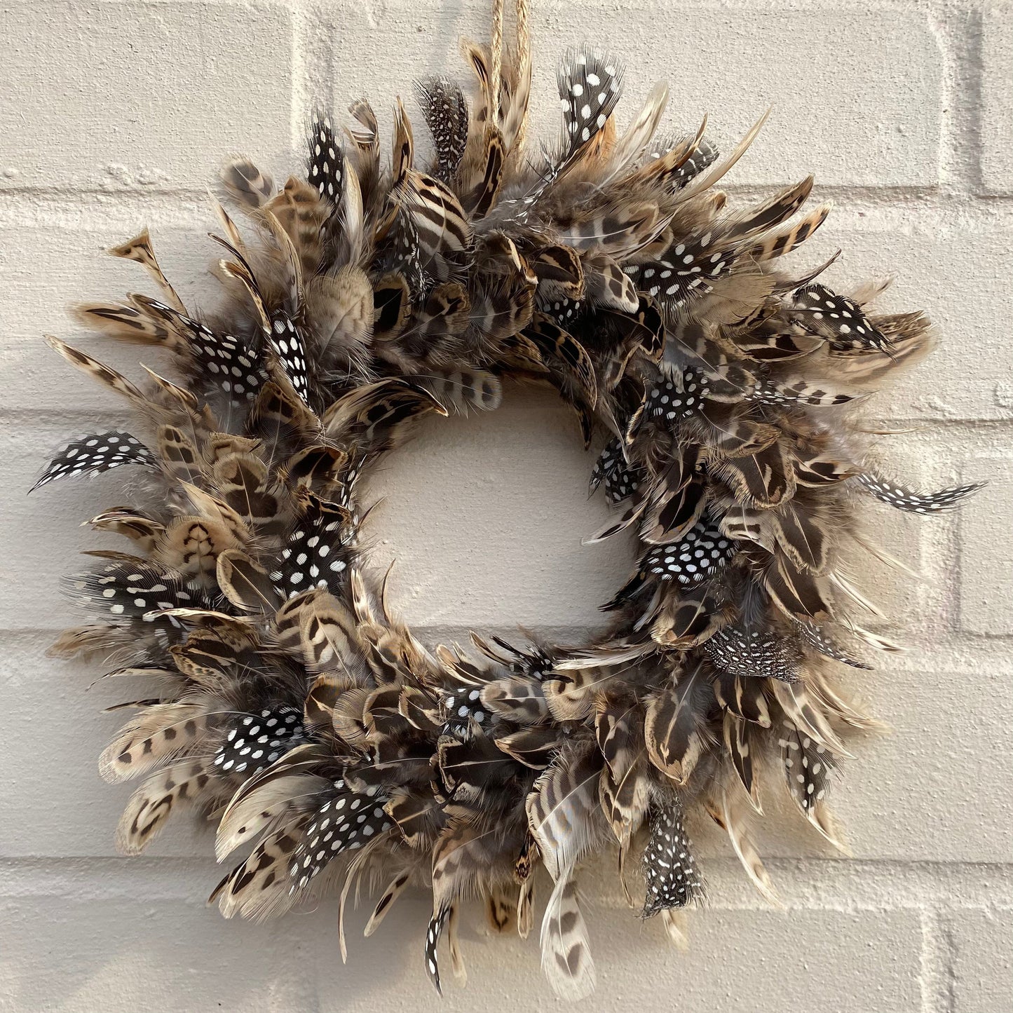 Feather wreath | Spring door wreath | Farmhouse wreath | Farmhouse decor | Country wreath | Country Living | Easter decorations | 20-25cm