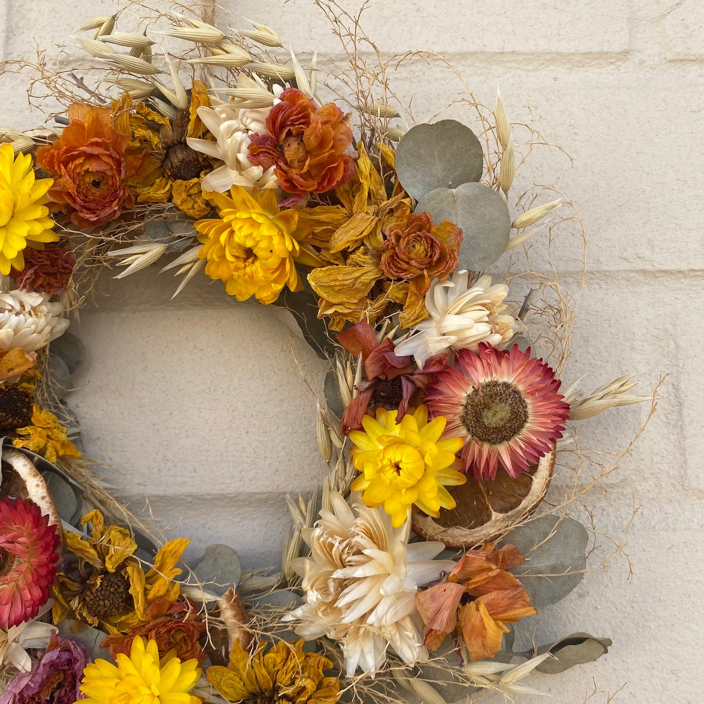 Everlasting dried flowers | Autumn inspired décor | Dried flowers | Autumnal wreath | Autumn inspired decor | 23cm