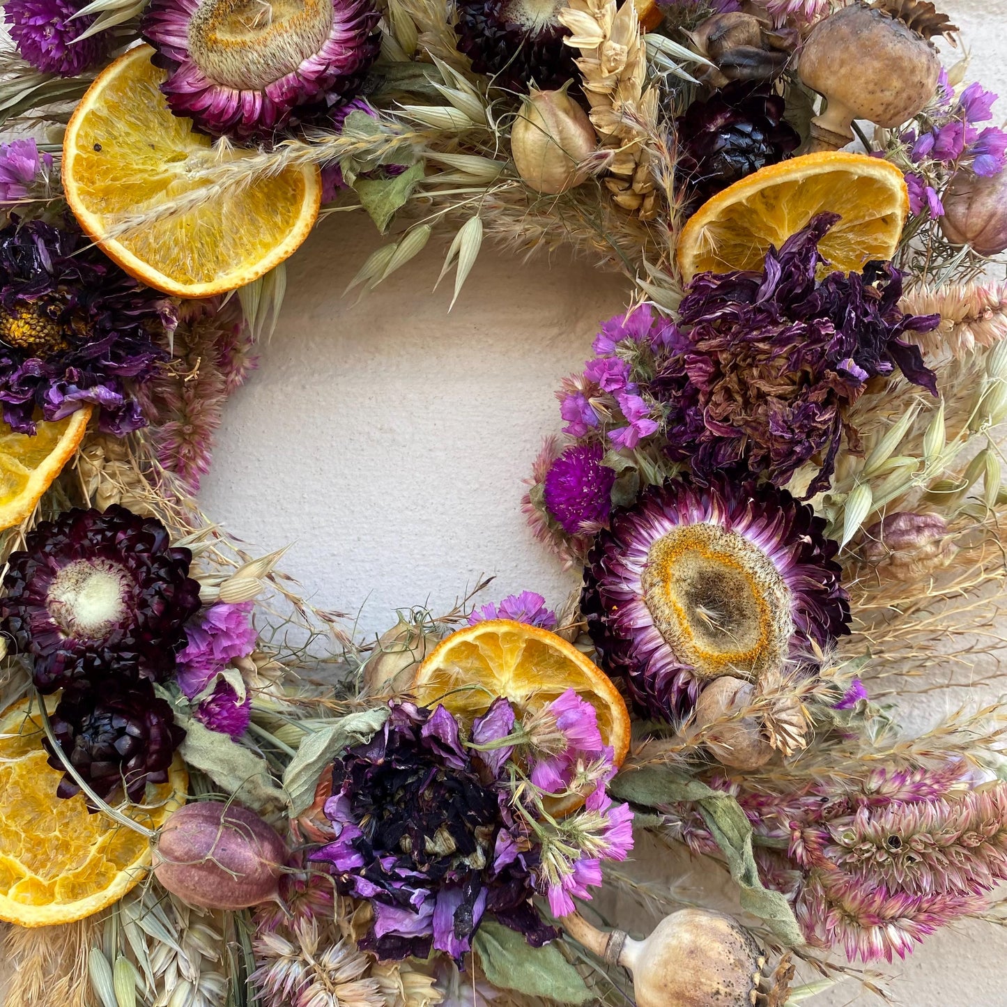 Everlasting flower | Dried flowers | Farmhouse style | Farmhouse home | Country living | Front door decor | Farmhouse wreath | 25x25cm