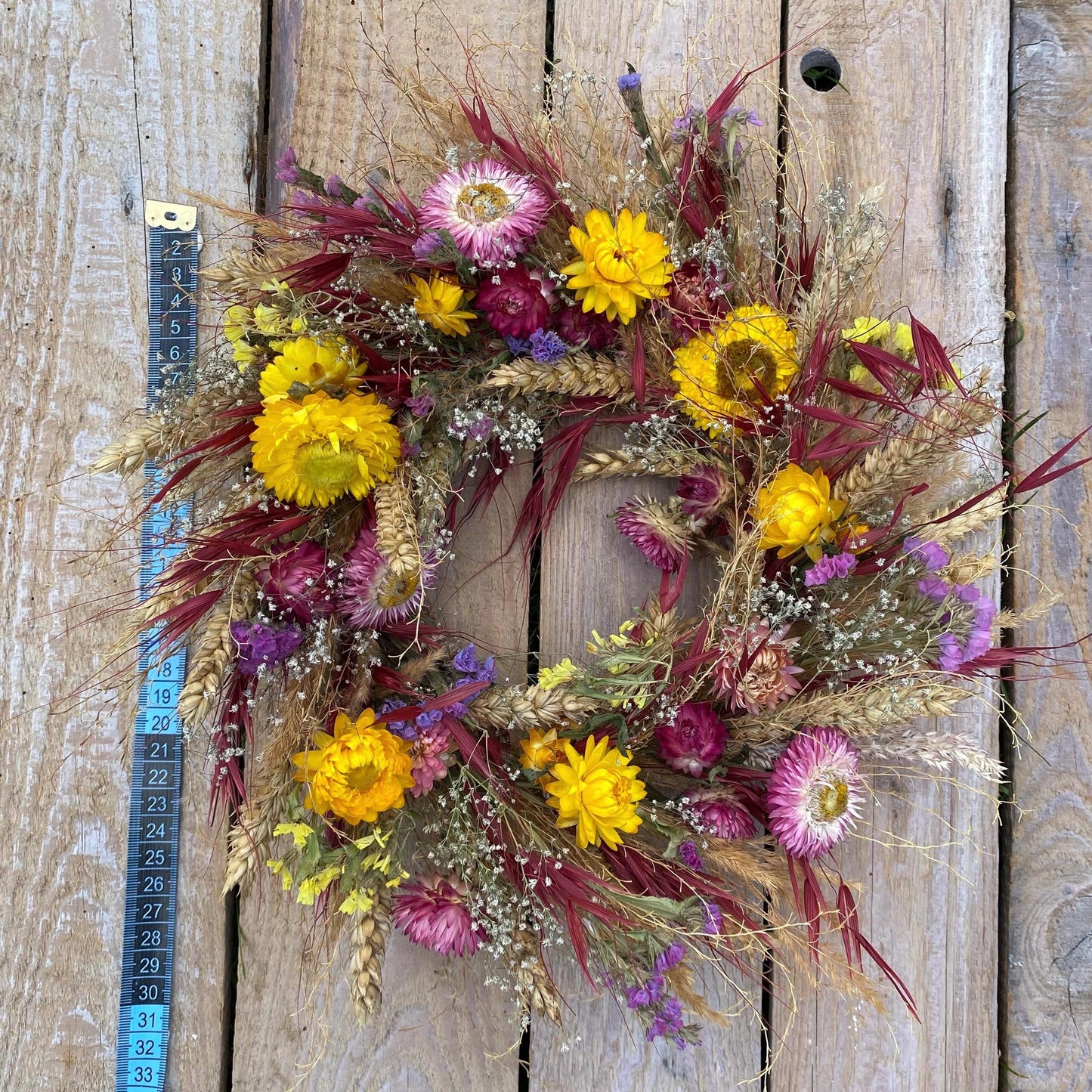 Everlasting flower | Autumn inspired decor | Autumn dried flowers | Small Dried Flower Wreath | Everlastings | Autumnal Home Decor | 25cm