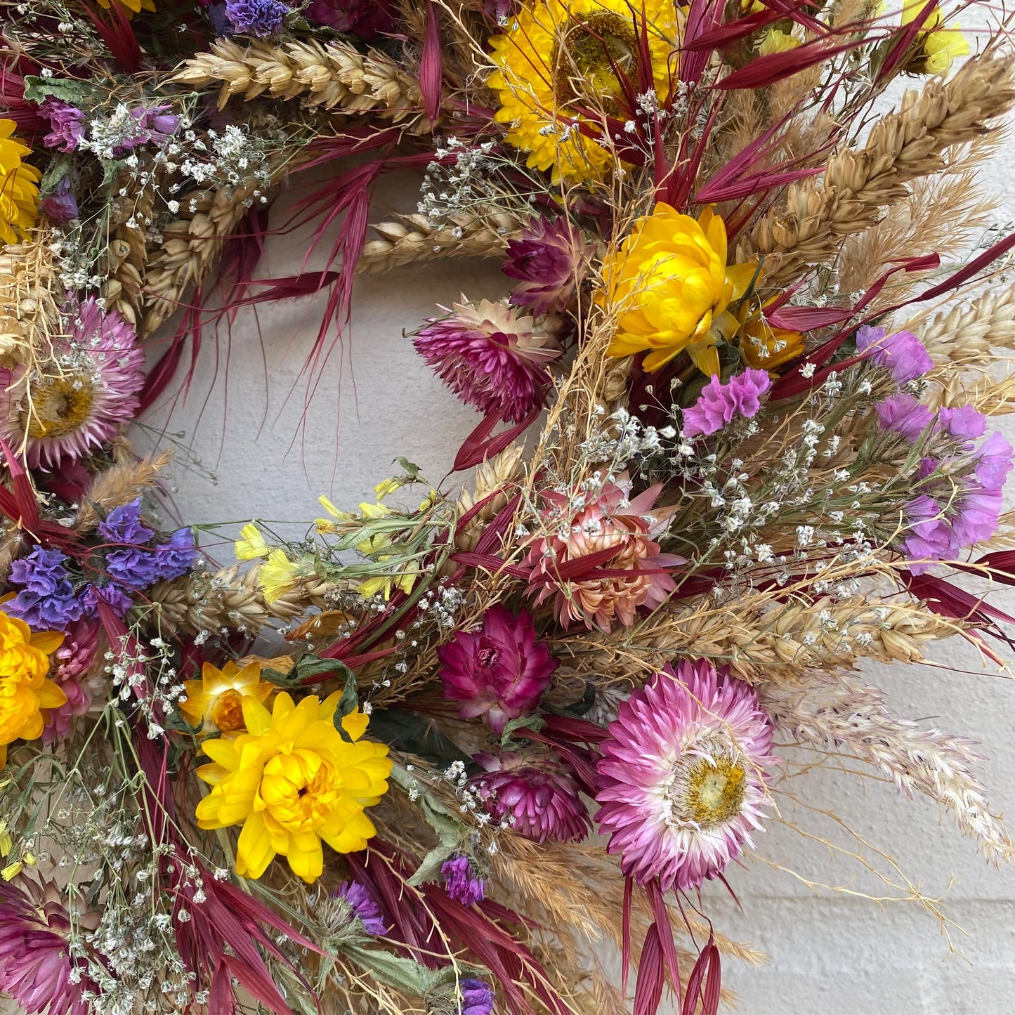 Everlasting flower | Autumn inspired decor | Autumn dried flowers | Small Dried Flower Wreath | Everlastings | Autumnal Home Decor | 25cm