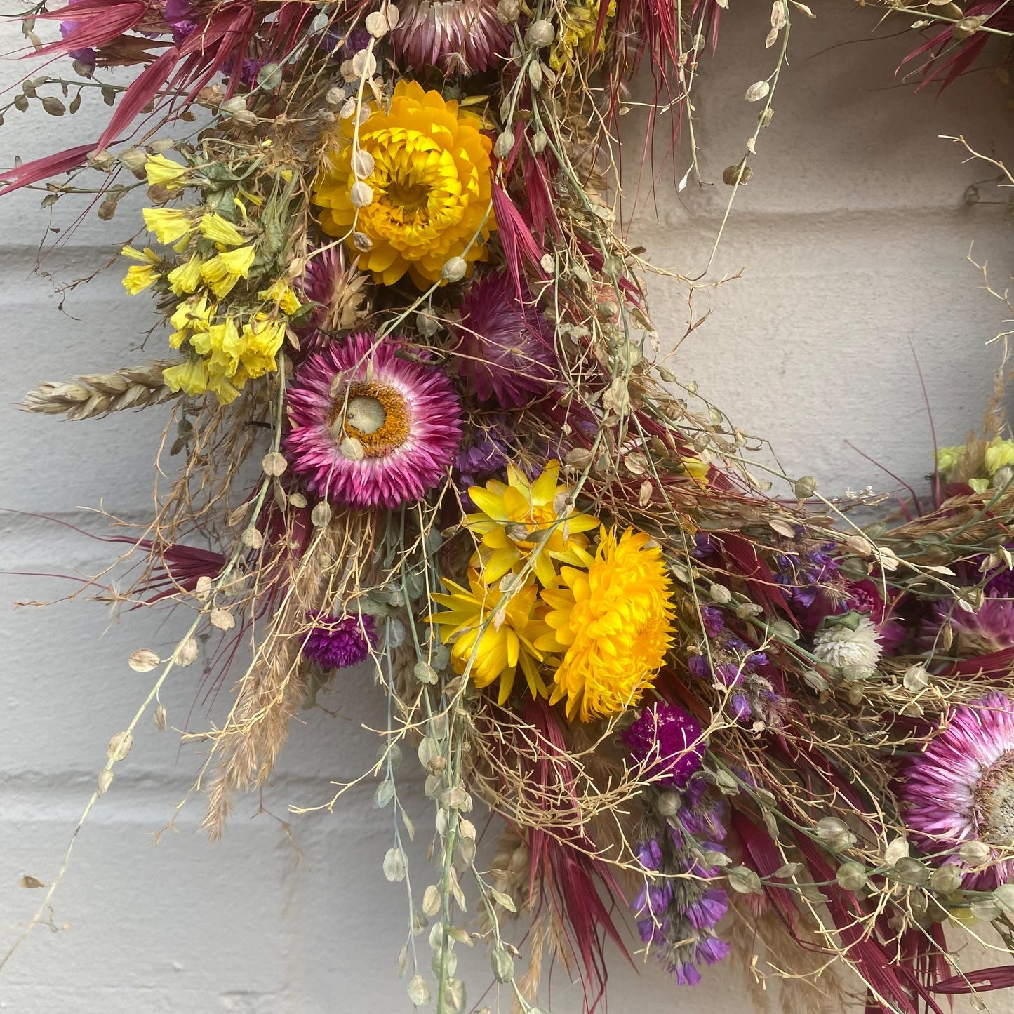 Everlasting flower | Dried flower | Farmhouse style | Farmhouse home | Autumnal flower wreath | Everlastings | Home Decor | 38cm