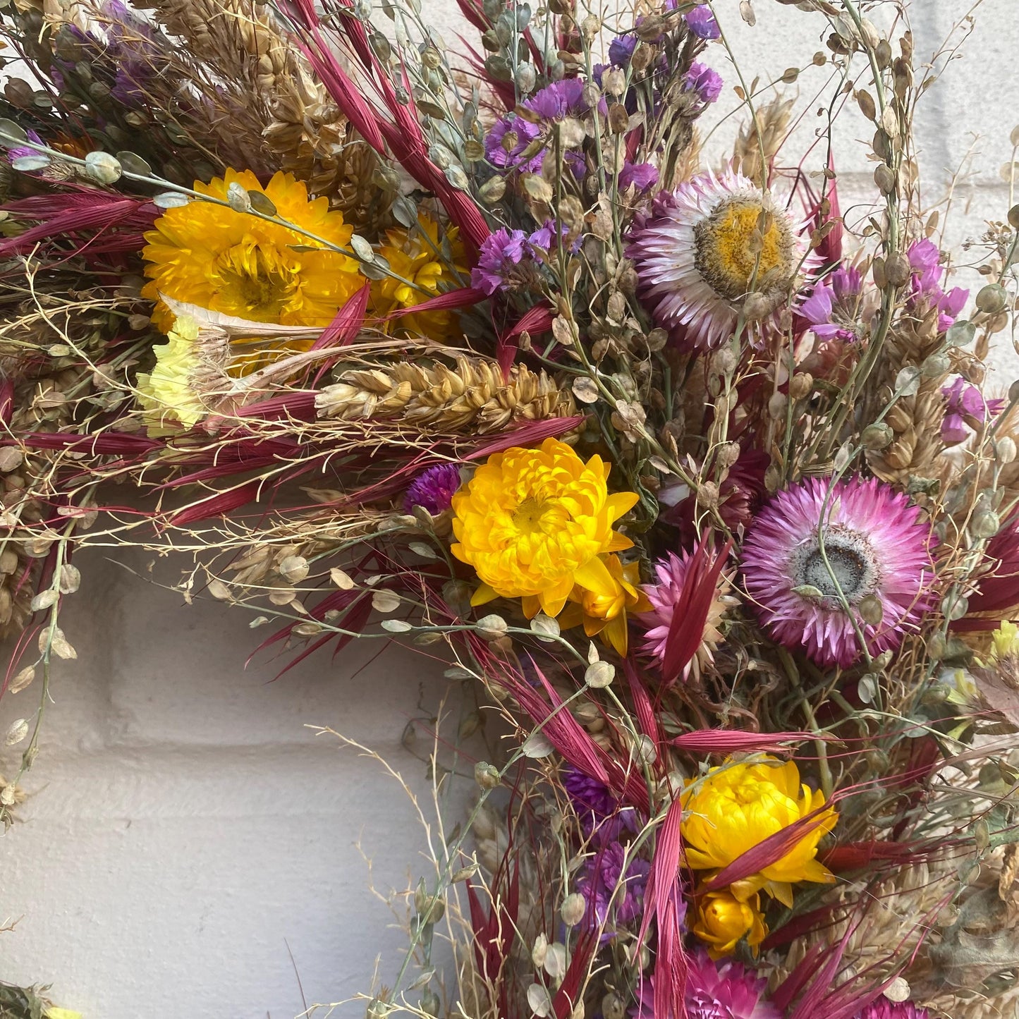 Everlasting flower | Dried flower | Farmhouse style | Farmhouse home | Autumnal flower wreath | Everlastings | Home Decor | 38cm