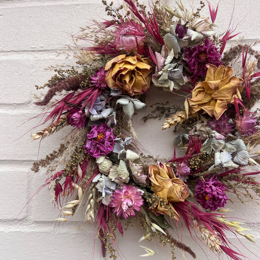 Everlasting dried flowers| Spring inspired decor | Colourful dried flowers | Spring farmhouse decor | Small Dried Flower Wreath | 25x25cm