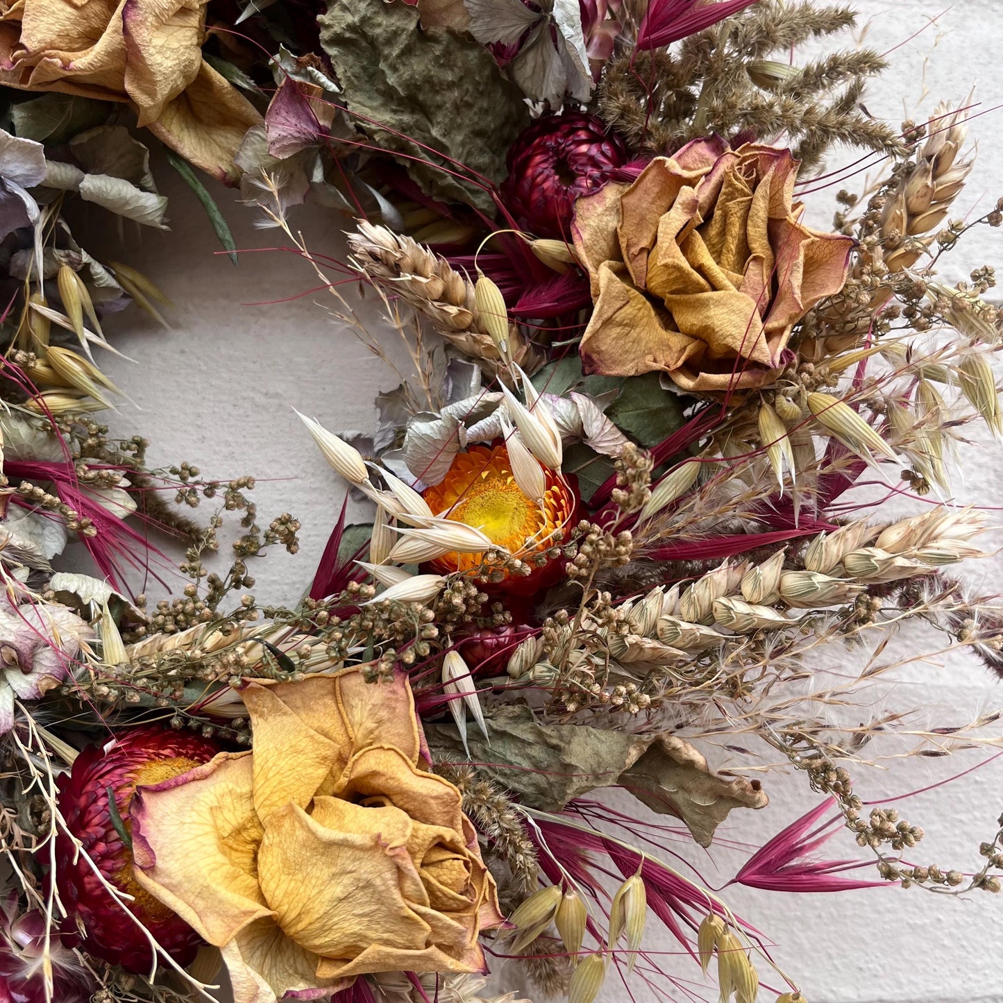 Everlasting flower | Easter inspired | Spring dried flowers | Small Dried Flower Wreath | Everlastings | Easter door Decor | 25cm