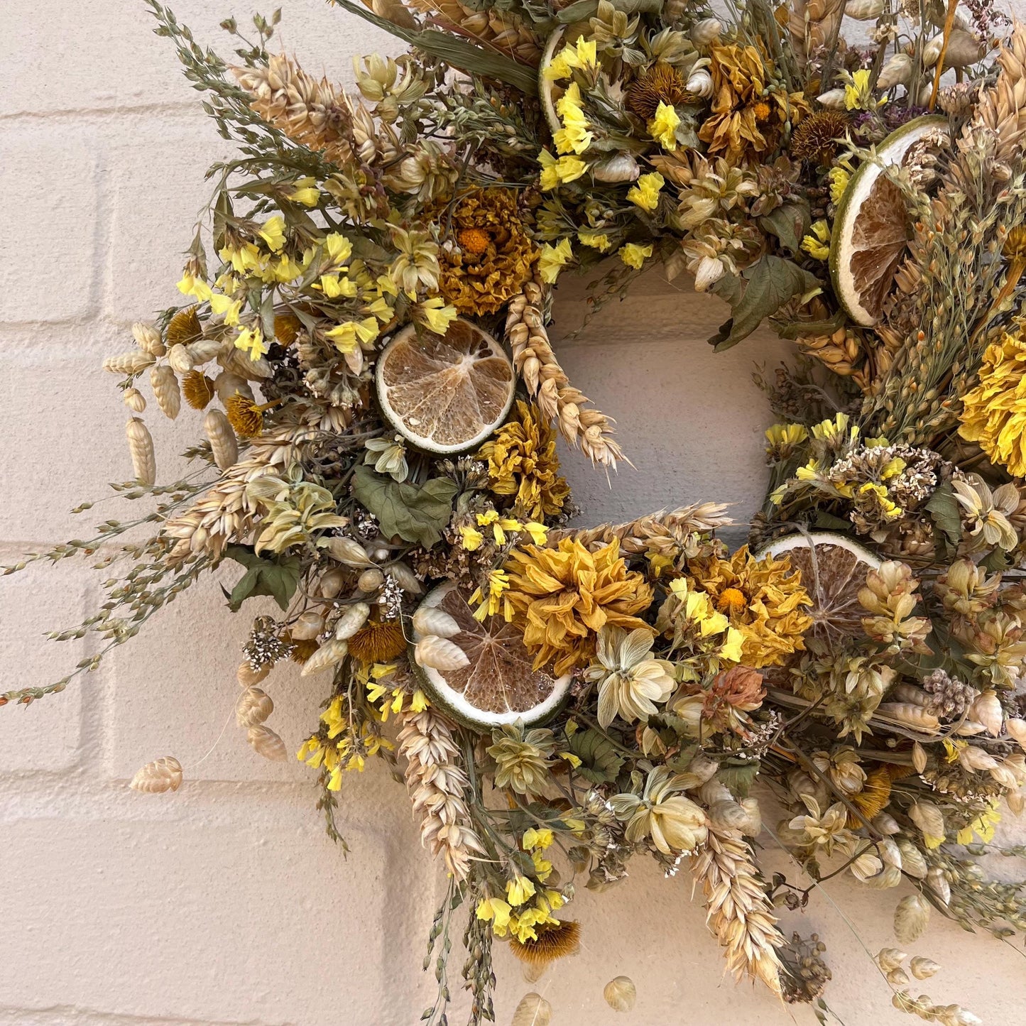 Dried flower wreath | Farmhouse style | Country living | Farmhouse wreath | Spring wreath | Spring gifts for the house | 25cm