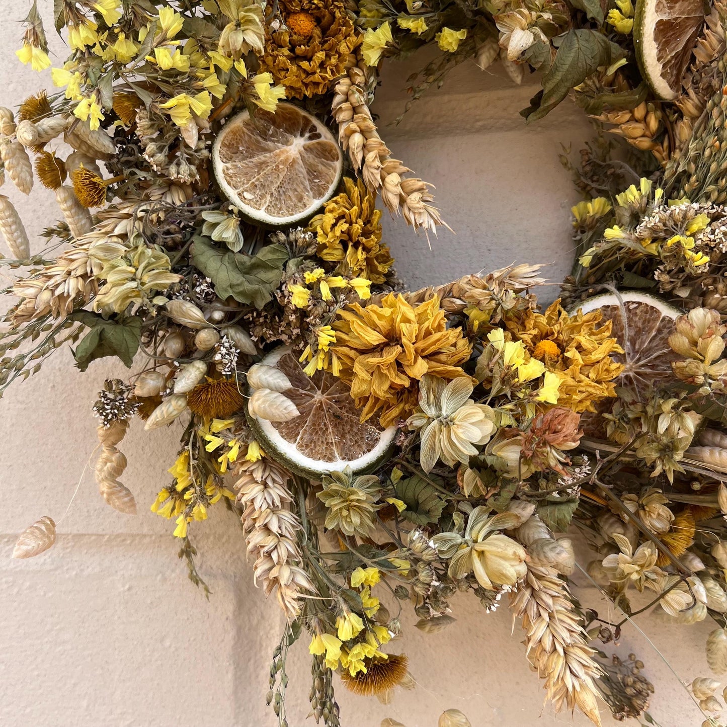 Dried flower wreath | Farmhouse style | Country living | Farmhouse wreath | Spring wreath | Spring gifts for the house | 25cm