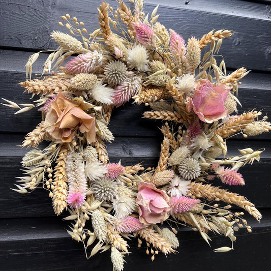 Everlasting flower | Spring inspired decor | Spring dried flowers | Small Dried Flower Wreath | Everlastings | Easter Home Decor | 25cm