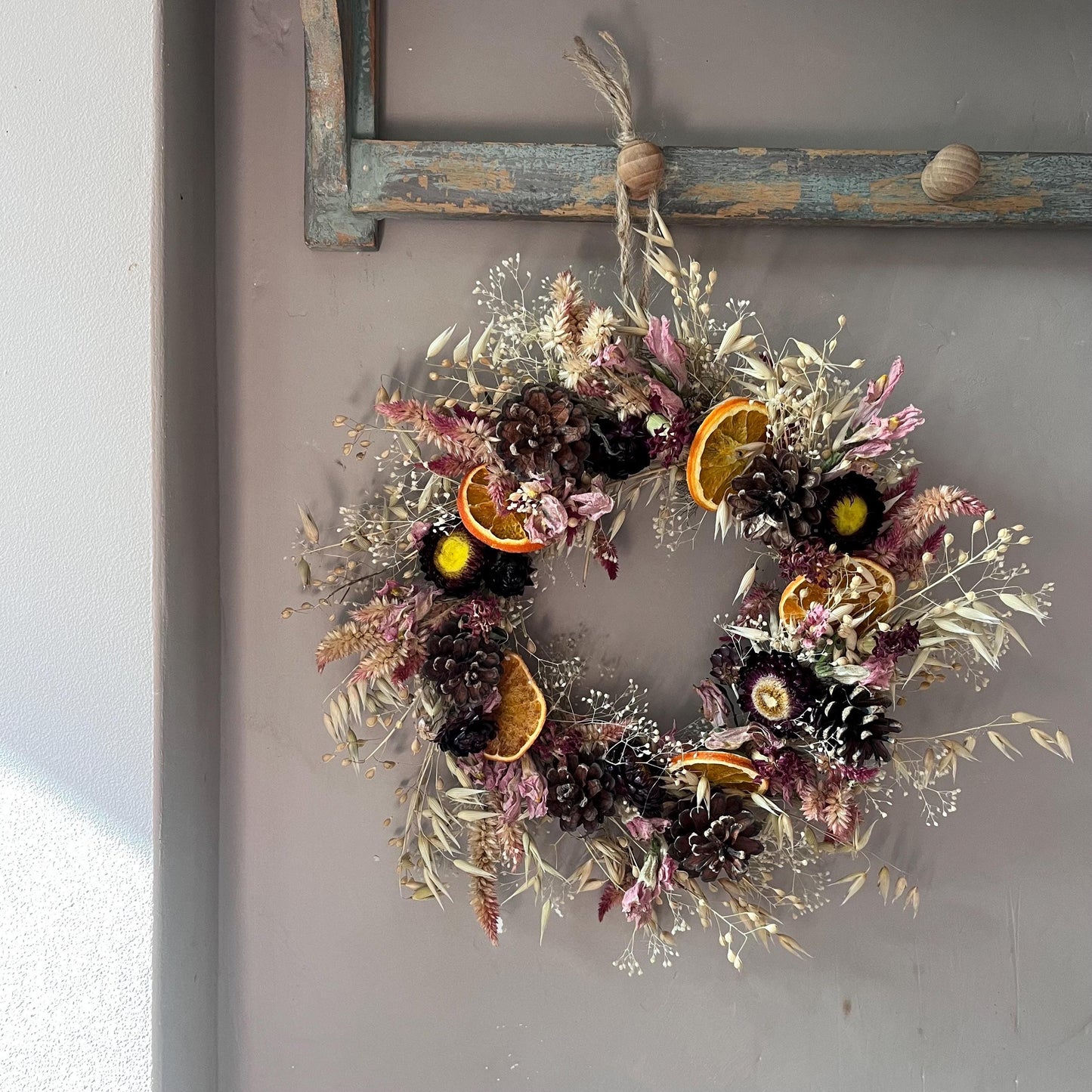 Everlasting flower | Dried flower | Farmhouse style | Country living | Front door | Farmhouse wreath | Summer wreath | 22cm