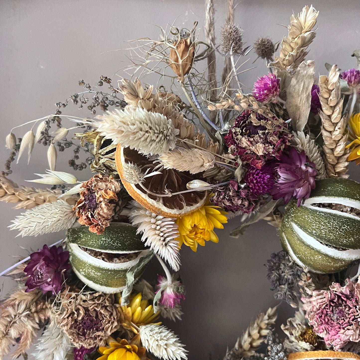 Everlasting flower | Spring inspired decor | Spring dried flowers | Small Dried Flower Wreath | Everlastings | Farmhouse Home Decor | 25cm