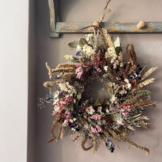 Everlasting dried flowers| Spring inspired decor | Colourful dried flowers | Spring farmhouse decor | Small Dried Flower Wreath | 25x25cm