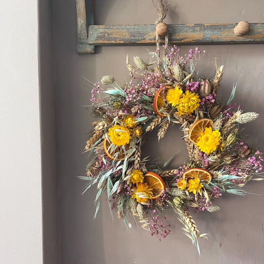 Everlasting dried flowers| Spring inspired decor | Colourful dried flowers | Spring farmhouse decor | Small Dried Flower Wreath | 25x25cm