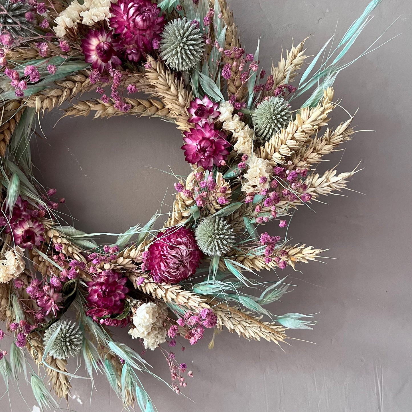 Everlasting dried flowers| Spring inspired decor | Colourful dried flowers | Spring farmhouse decor | Small Dried Flower Wreath | 25x25cm