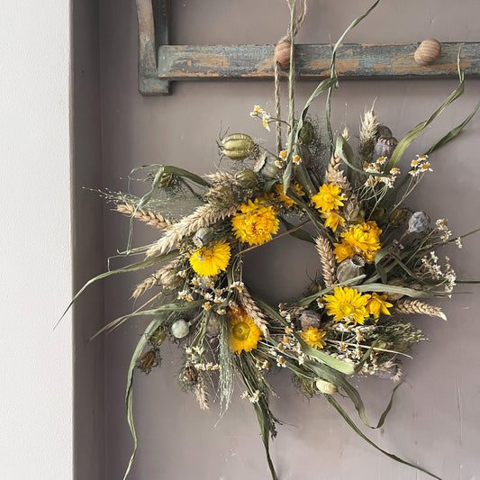 Autumn flower wreath | Dried flowers | Farmhouse home | Country living | Front door decor | Farmhouse wreath | 25cm