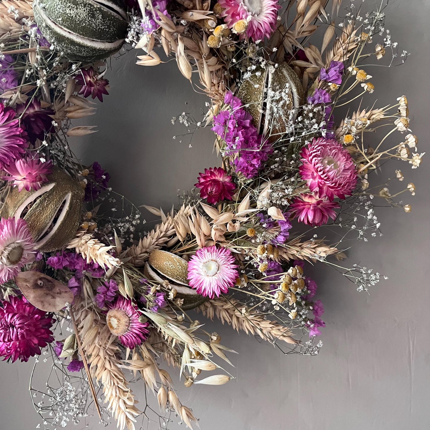 Everlasting flower | Autumn inspired decor | Autumn dried flowers | Small Dried Flower Wreath | Everlastings | Autumnal Home Decor | 25cm