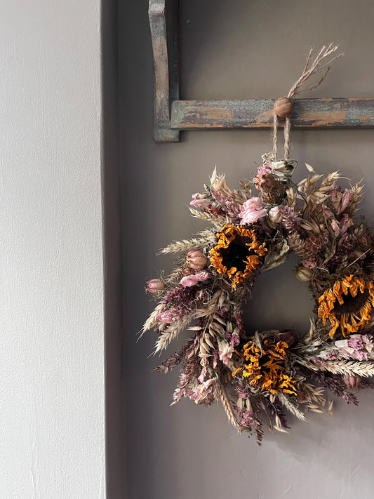 Dried flowers | Farmhouse style | Autumn wreath | Country living | Front door decor | Farmhouse wreath | Autumnal decor | 25cm