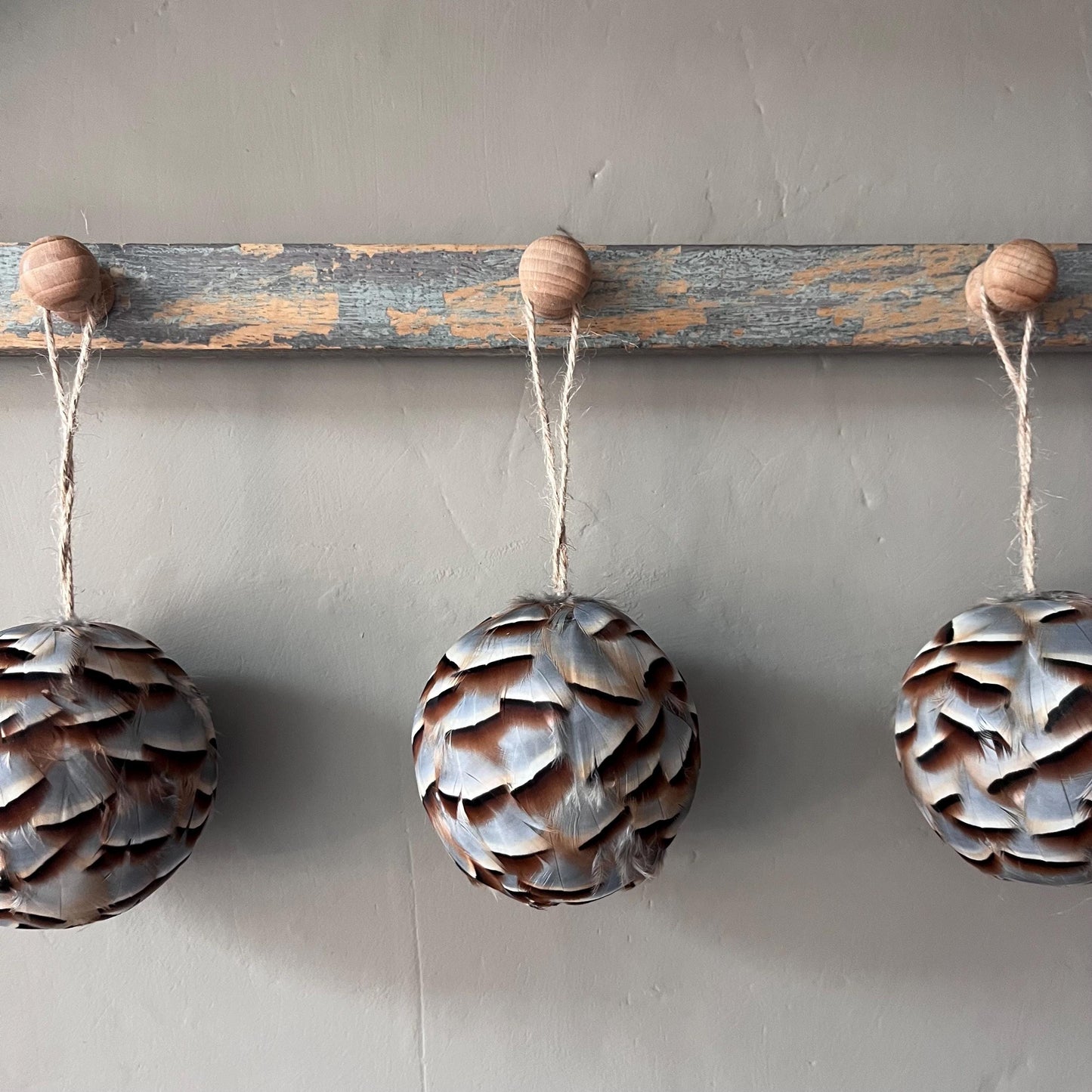 Baubles | Feather baubles | Christmas decorations | Farmhouse Christmas | Tree ornament | Country living | Set of 3