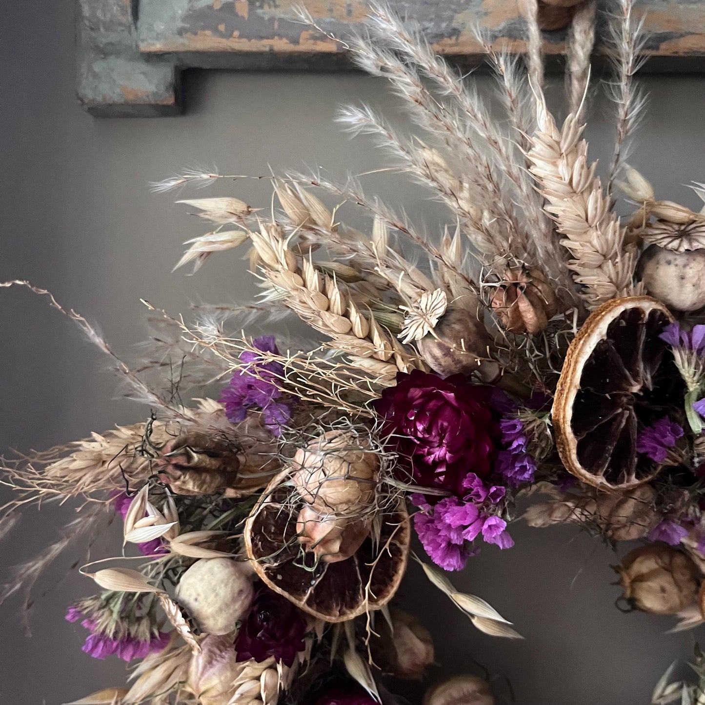 Autumn flower wreath | Dried flowers | Farmhouse home | Country living | Seasonal Front door decor | Autumnal Farmhouse wreath | 25cm