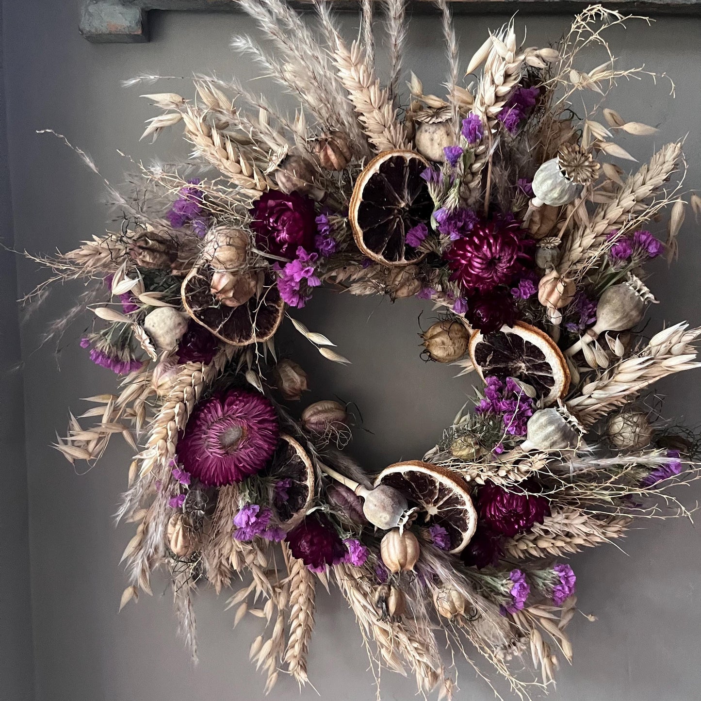 Autumn flower wreath | Dried flowers | Farmhouse home | Country living | Seasonal Front door decor | Autumnal Farmhouse wreath | 25cm