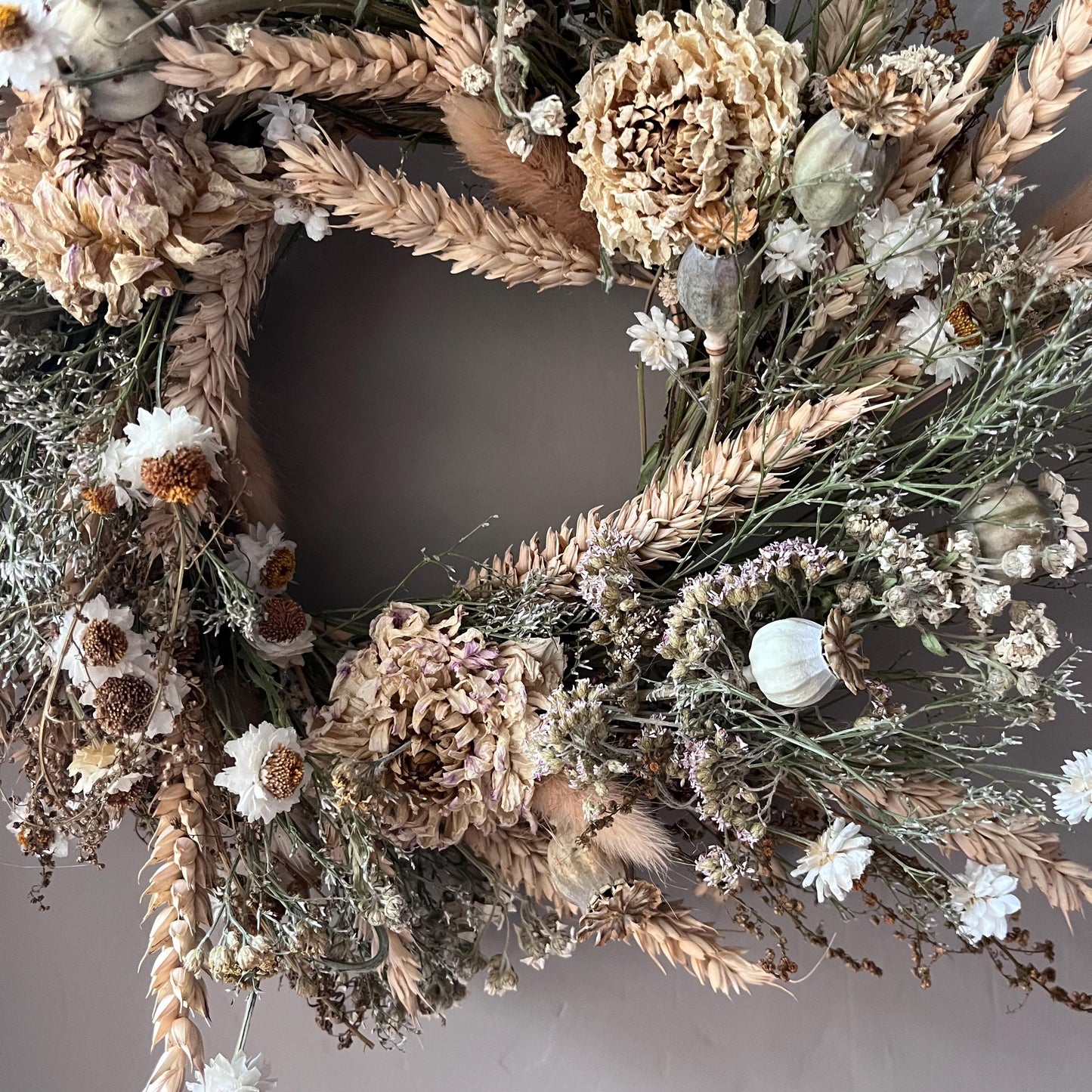 Everlasting dried flowers| Autumn inspired decor | Colourful dried flowers | Autumnal farmhouse decor | Small Dried Flower Wreath | 25x25cm