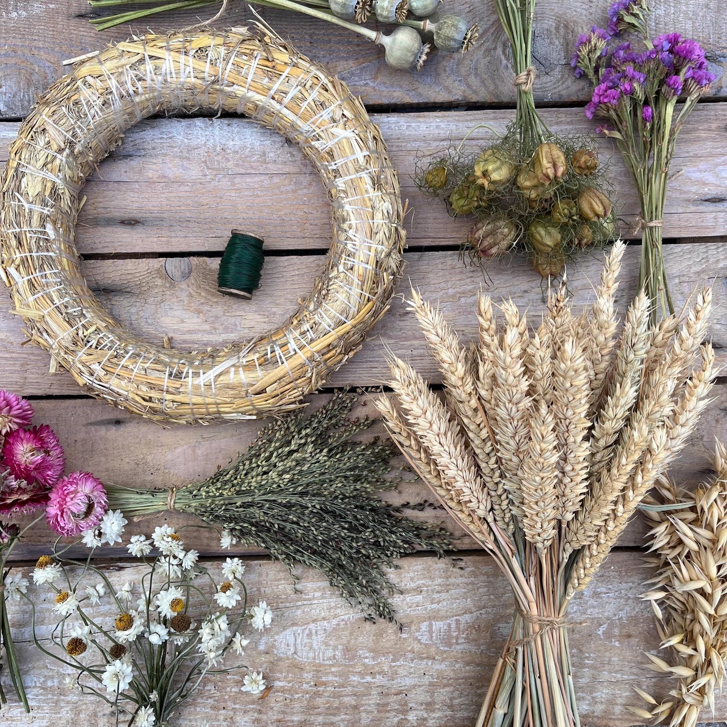 DIY dried flower wreath making kit- 25cm wreath | Craft kit | Hen do activities