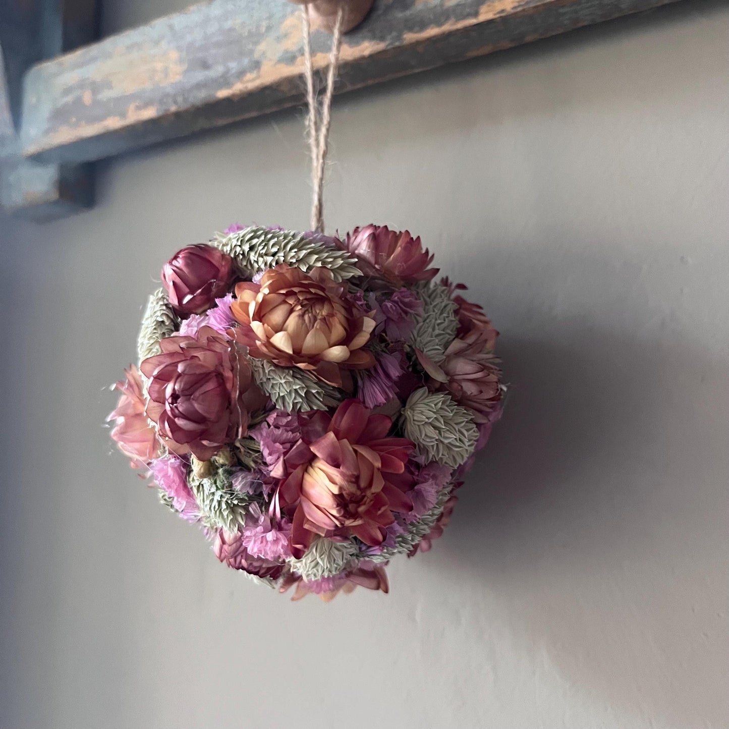 Dried flower bauble - Floral Christmas tree decorations