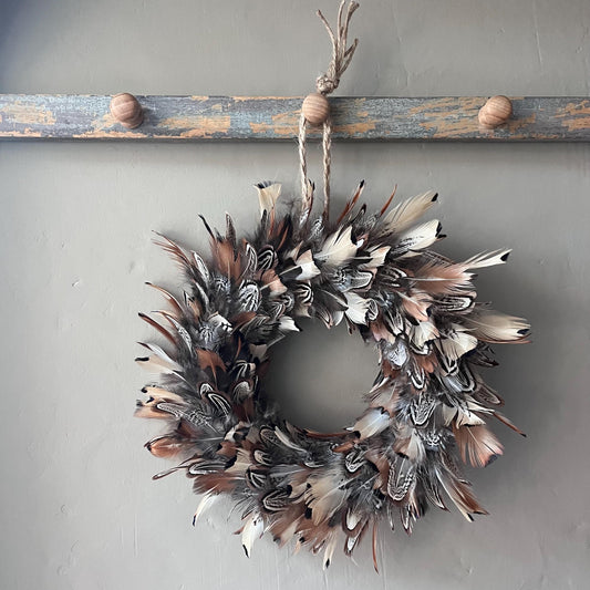 Feather wreath | Farmhouse wreath | Farmhouse decor | Front door wreath | Farmhouse Christmas | Christmas decor | Winter decor | 20- 25cm