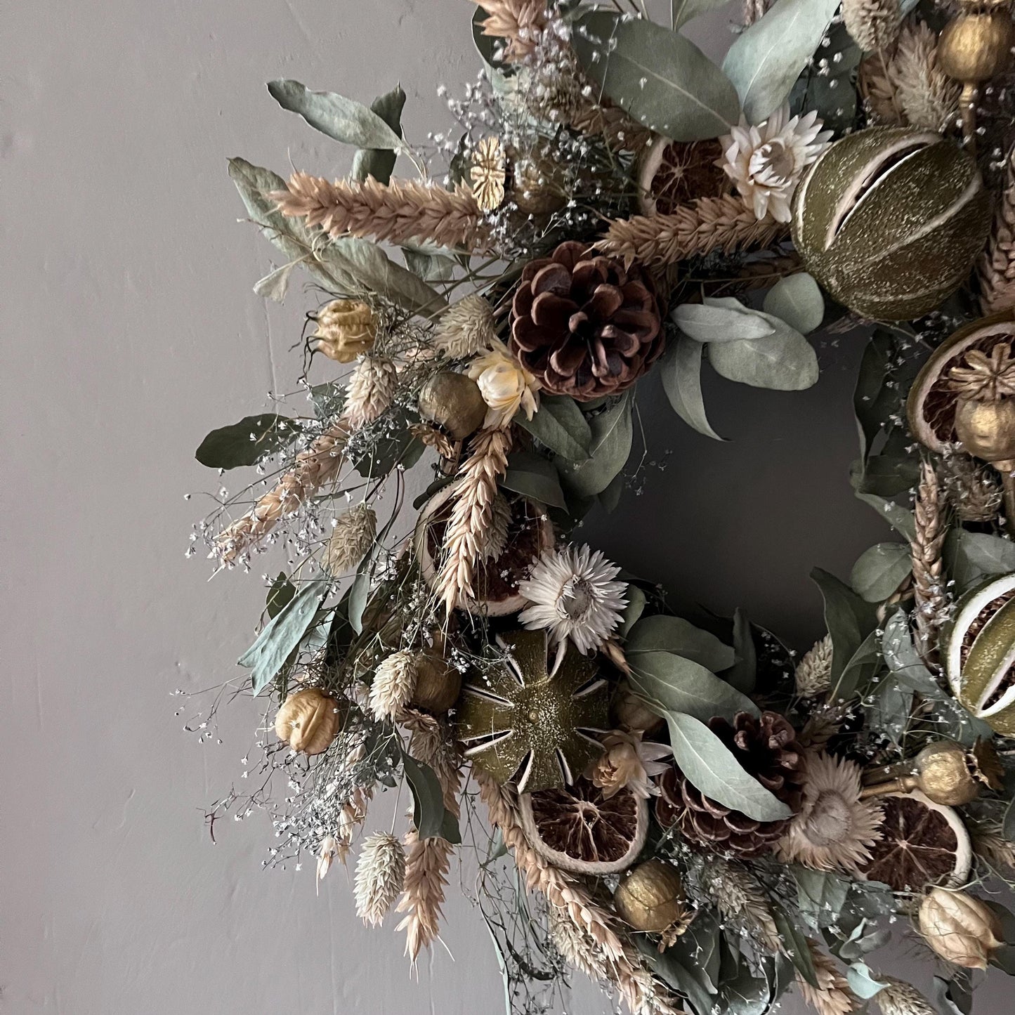 DIY dried flower wreath making kit | Christmas wreath making | DIY winter wreath | Handmade Christmas wreath