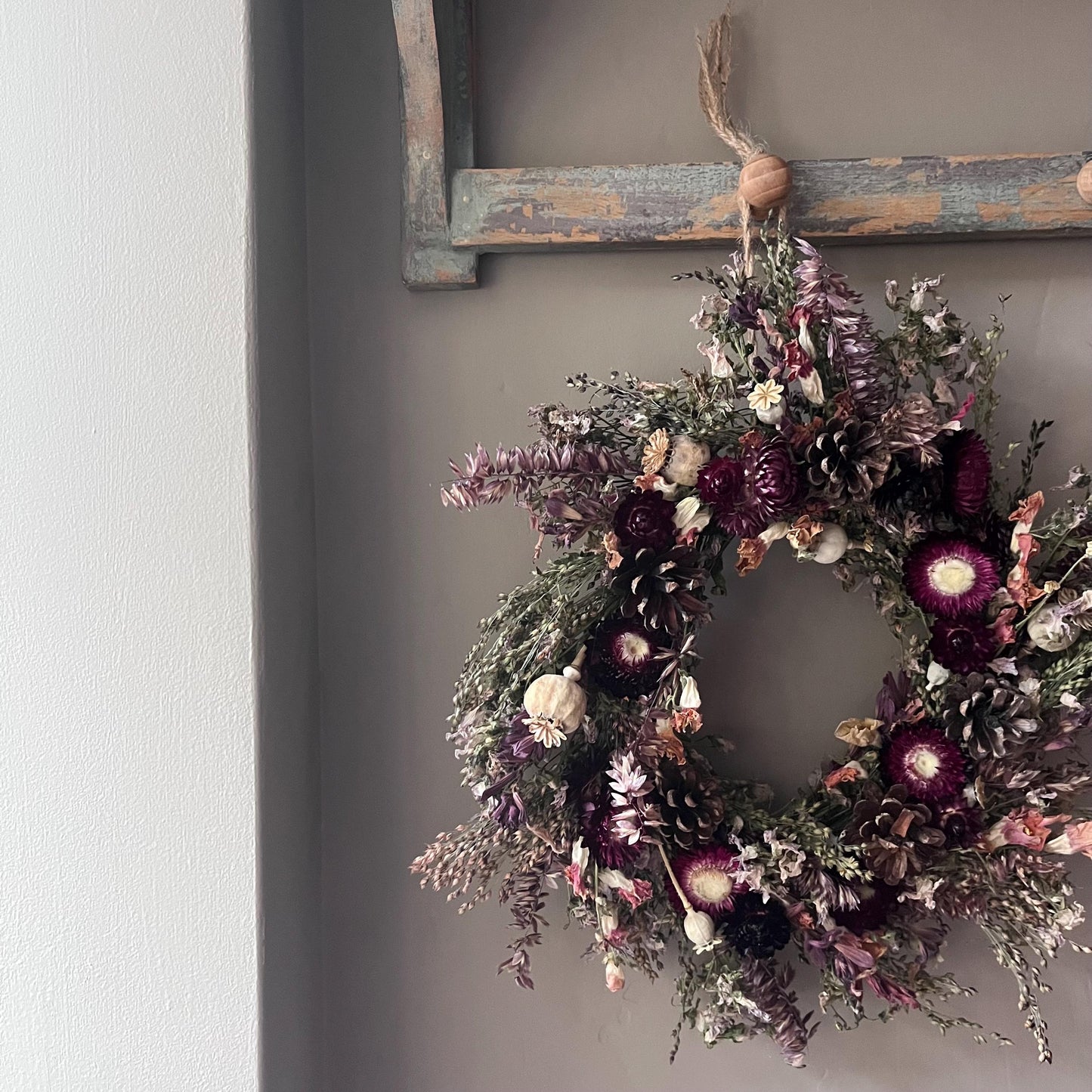 Autumn Dried Flower Wreath: Farmhouse Fall Decor, 25cm
