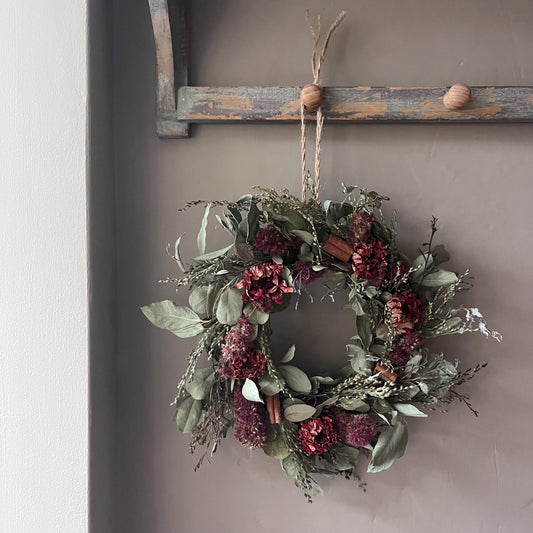 Autumn flower wreath | Dried flowers | Farmhouse home | Country living | Seasonal Front door decor | Autumnal Farmhouse wreath | 25cm