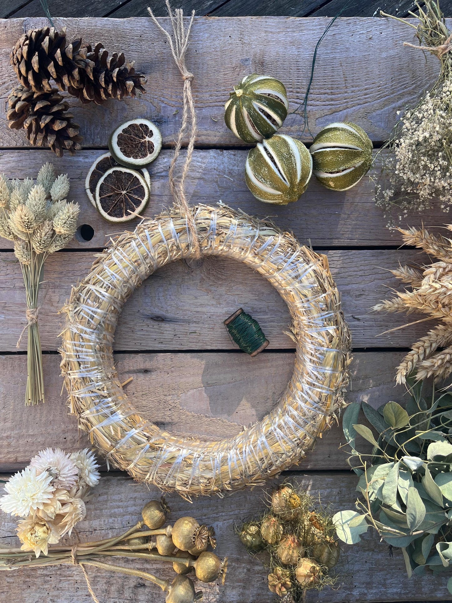 DIY dried flower wreath making kit | Christmas wreath making | DIY winter wreath | Handmade Christmas wreath