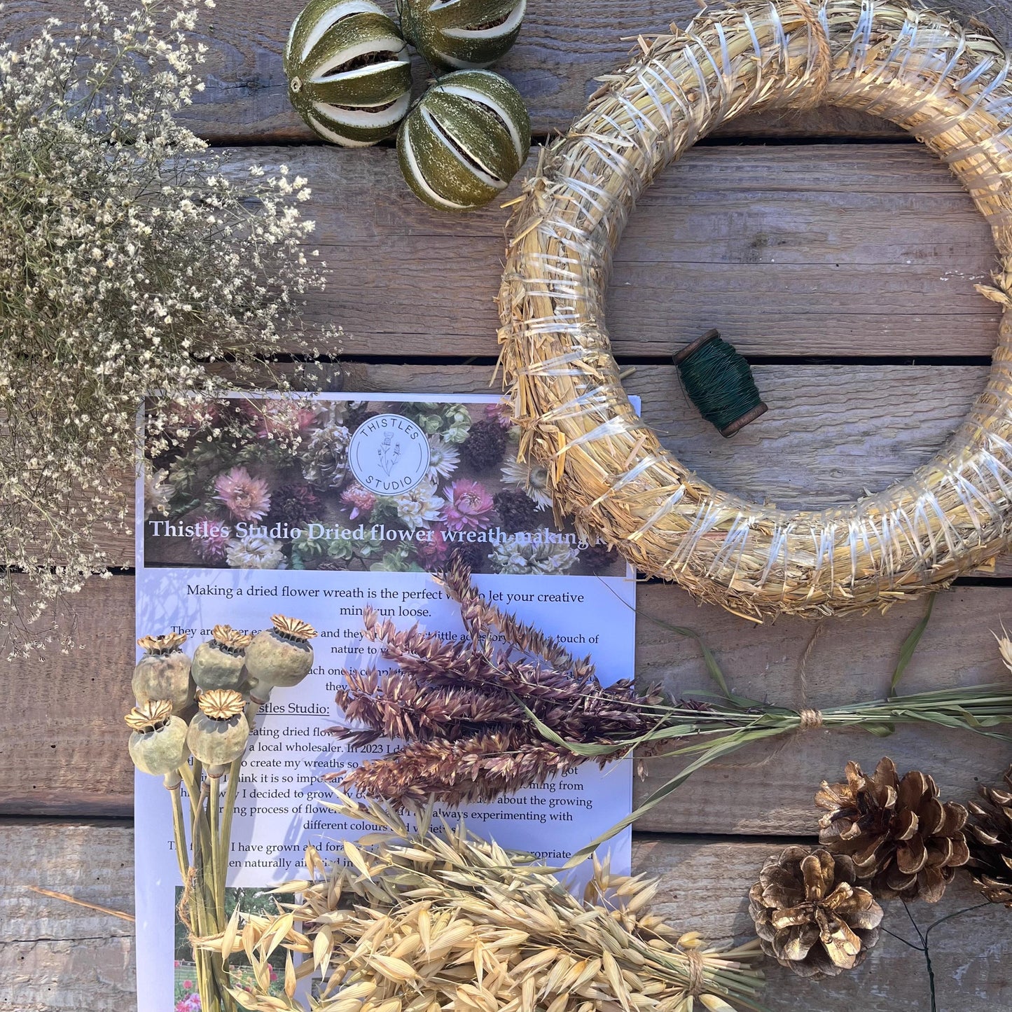 Dried flower wreath making kit | Christmas wreath making | Winter wreath | Make your own | Craft kits | 25cm wreath
