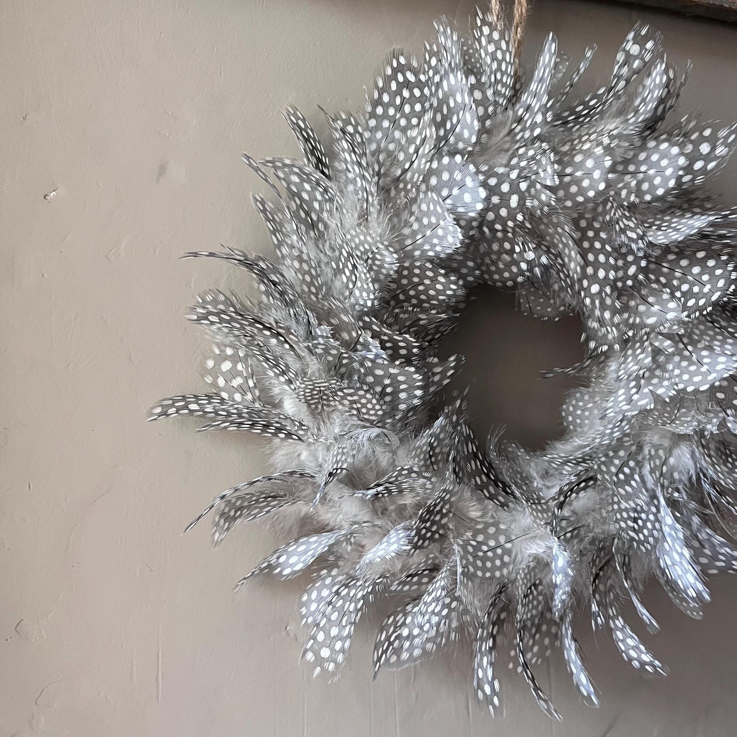 Handcrafted Guinea Fowl Feather Wreath - Farmhouse Decor (20-25cm)