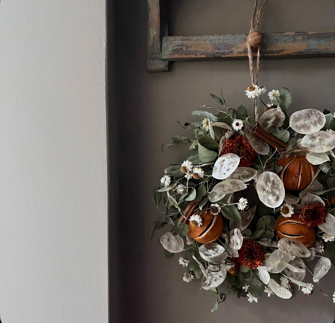Dried flower wreath | Winter Farm house decor | 22cm