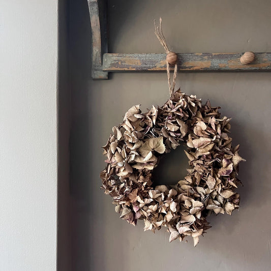 Dried Flower Wreath: Winter Everlasting Floral Decor (25cm)