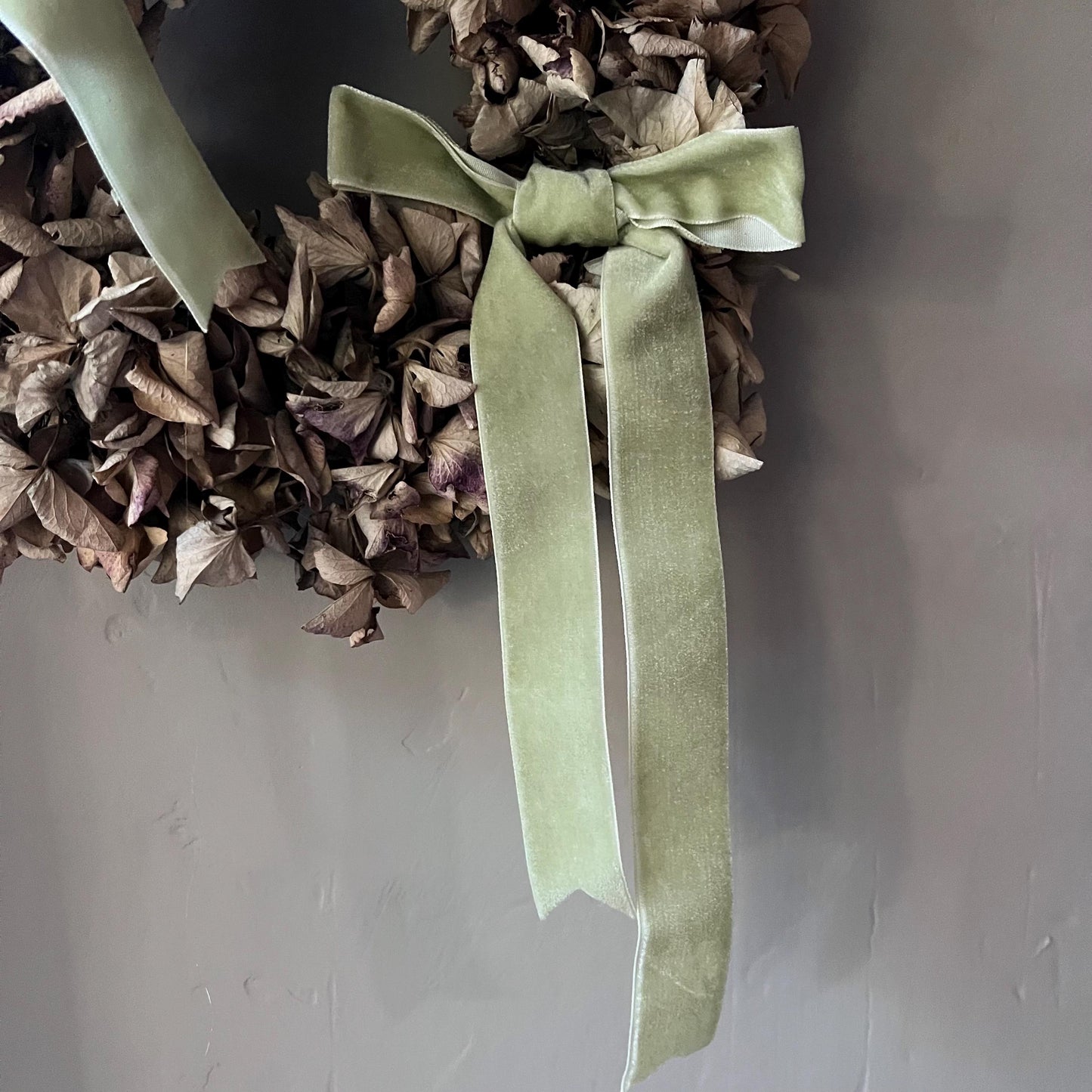 Winter Dried Flower Wreath: Christmas Decor, Handcrafted in Suffolk