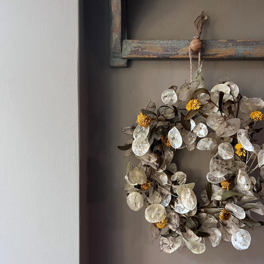 Autumn Dried Flower Wreath: Farmhouse Decor (25cm)